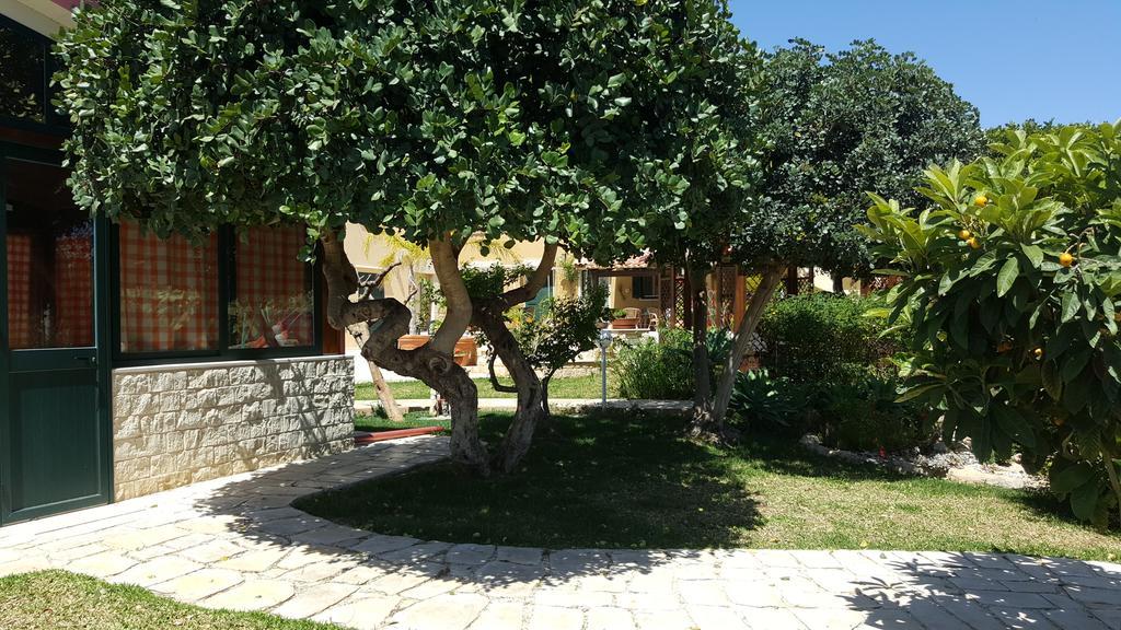 Alla Corte Di Nonna Maria Vila Pozzallo Exterior foto