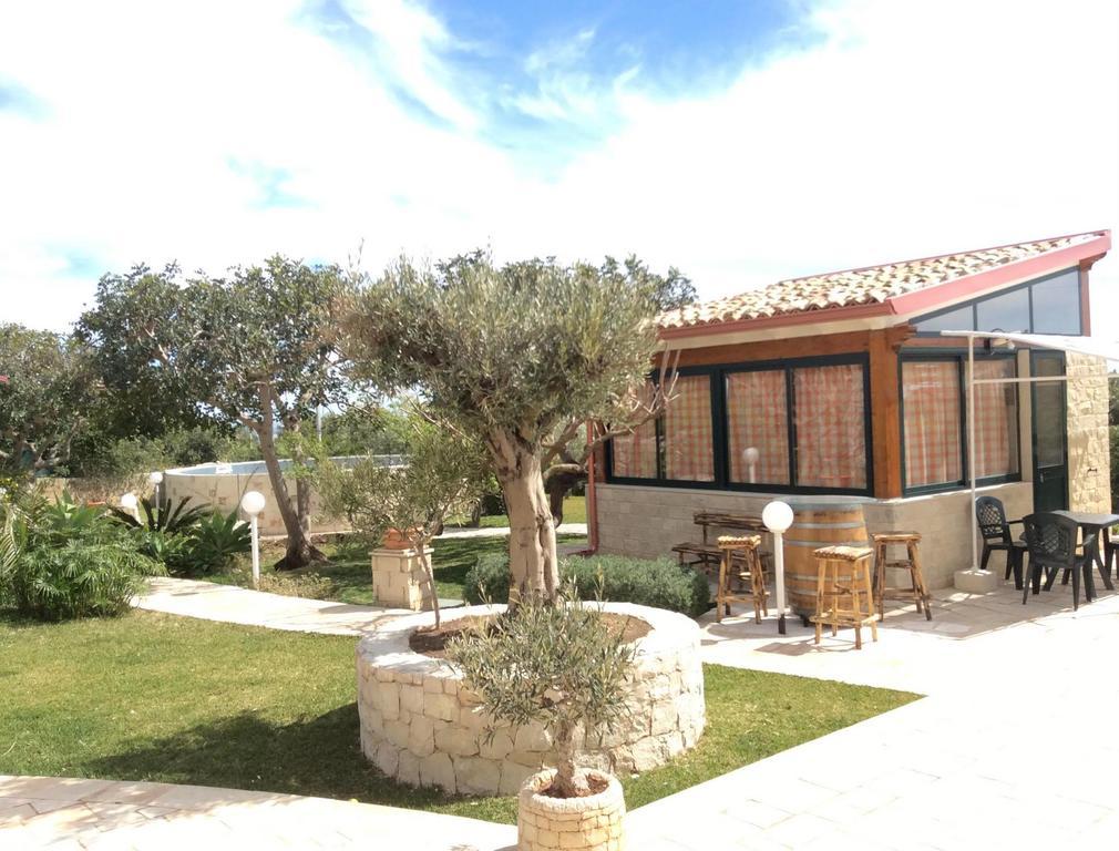 Alla Corte Di Nonna Maria Vila Pozzallo Exterior foto